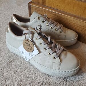 Rieker Women's Cream Sneakers light weight sz 39, new